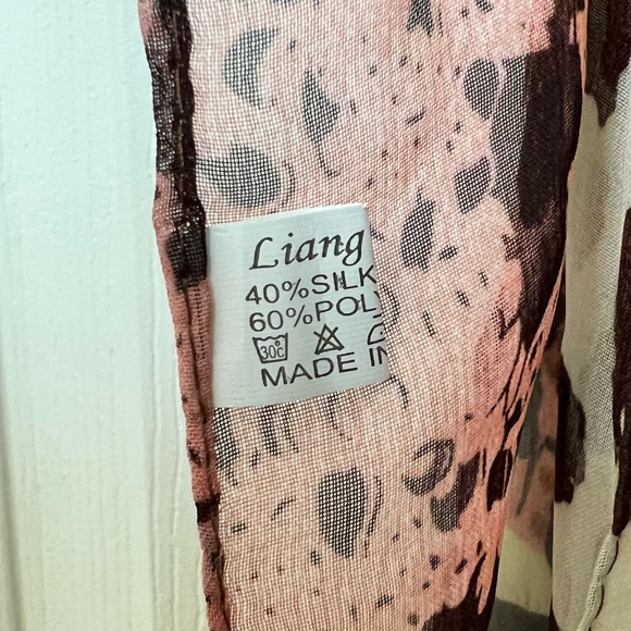 Liang Dian Scarf - Picture 3 of 4